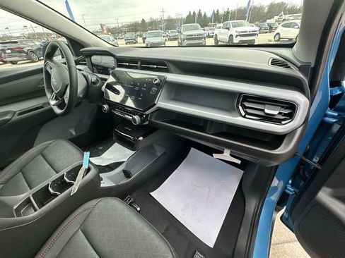 New 2027 Chevrolet Bolt RS w/ Technology Package FWD image 30