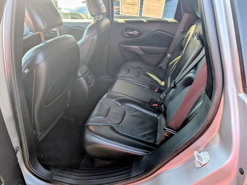 Used 2020 Jeep Cherokee Limited AWD/4WD image 8
