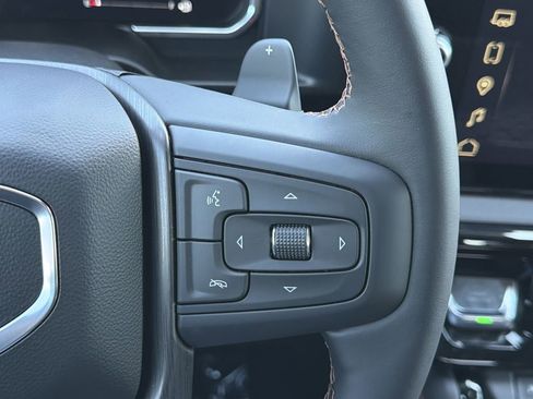New 2026 GMC Sierra 1500 AT4 w/ Technology Package AWD/4WD image 9