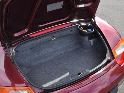 Used 1997 Porsche Boxster RWD image 21
