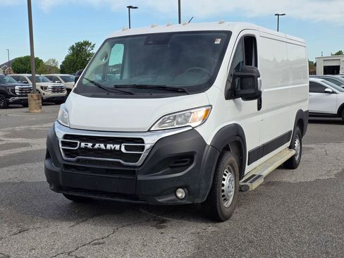 Used 2025 RAM ProMaster 2500 w/ U-Haul Equipment Group FWD image 3