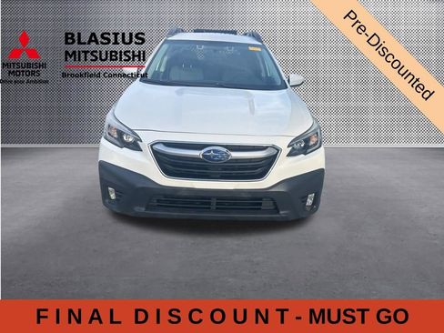 Used 2021 Subaru Outback Premium AWD/4WD image 9