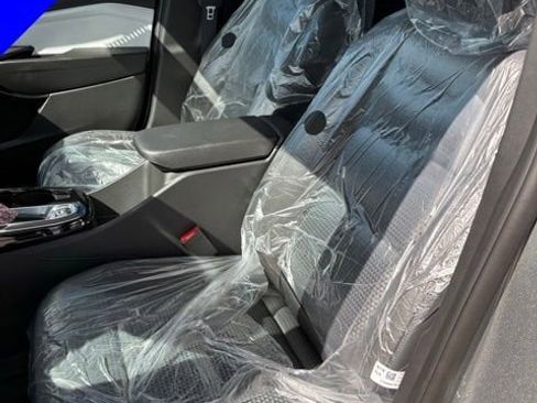 New 2026 Chevrolet Trax LT w/ Driver Confidence Package FWD image 12