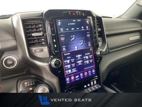 Used 2021 RAM 1500 Laramie w/ Sport Appearance Package image 7
