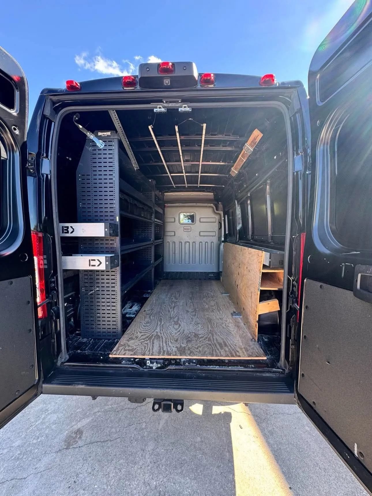 Used 2023 RAM ProMaster 2500 FWD image 17