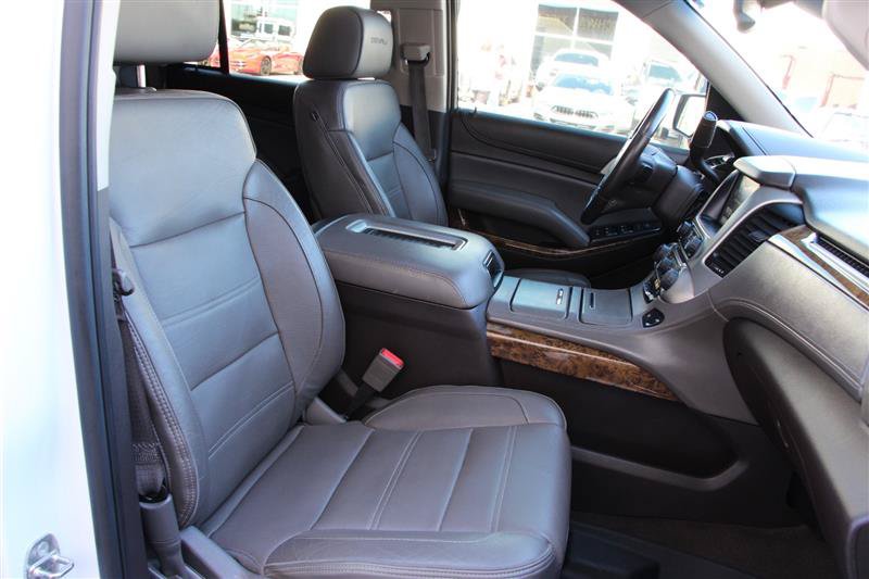 Used 2016 GMC Yukon Denali w/ Open Road Package AWD/4WD image 24