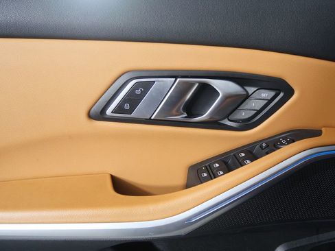 Certified 2023 BMW 330i Sedan w/ Premium Package image 8