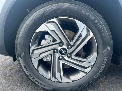 Used 2022 Hyundai Santa Fe SE image 11