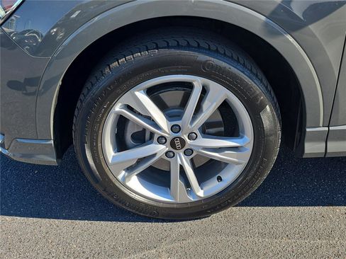 Used 2023 Audi Q3 2.0T Premium Plus w/ Premium Plus Package image 8