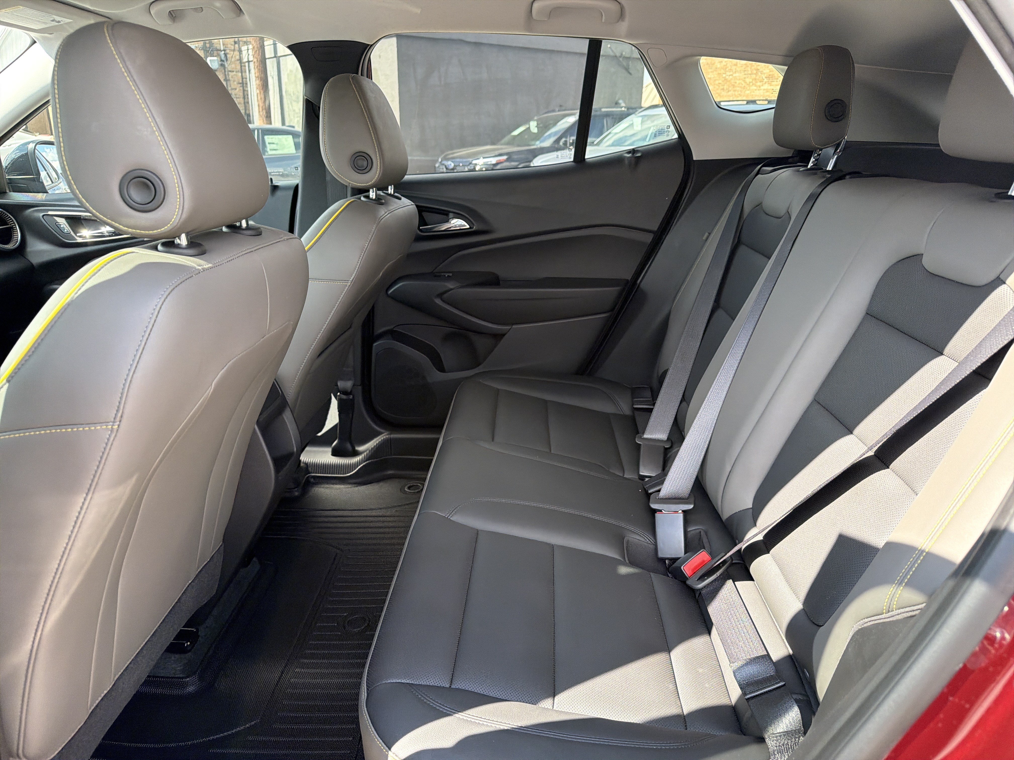 Used 2024 Chevrolet Trax ACTIV w/ Driver Confidence Package FWD image 10