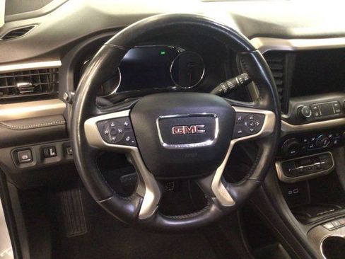 Used 2020 GMC Acadia Denali w/ Denali Ultimate Package AWD/4WD image 19