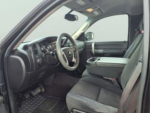 Used 2009 Chevrolet Silverado 1500 LT w/ Power Pack Plus AWD/4WD image 17