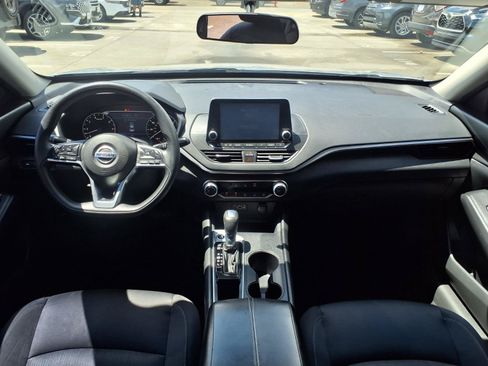 Used 2020 Nissan Altima 2.5 S FWD image 14