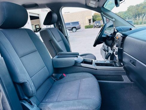 Used 2011 Nissan Titan SV w/ SV Premium Utility Pkg image 22