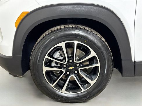 Used 2025 Chevrolet TrailBlazer LT image 26