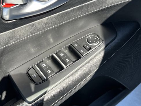 Used 2023 Kia Forte GT-Line w/ GT-Line Premium Package image 15