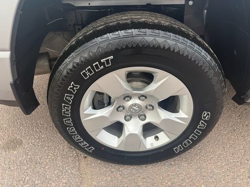 Used 2022 RAM 1500 Big Horn AWD/4WD image 12