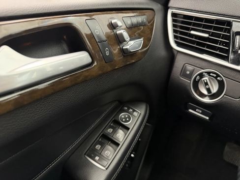 Used 2017 Mercedes-Benz GLS 450 4MATIC image 14