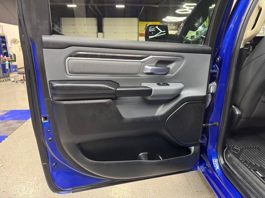 Used 2019 RAM 1500 Big Horn AWD/4WD image 14