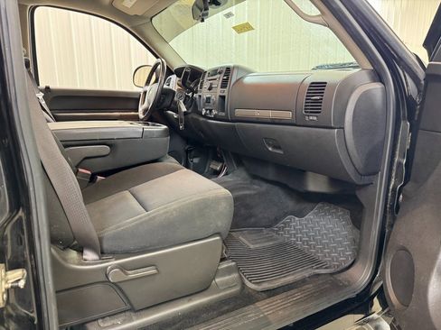 Used 2011 Chevrolet Silverado 1500 LT w/ All-Star Edition image 24