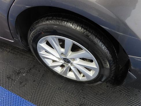 Used 2023 Toyota Camry LE image 7