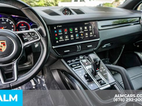 Used 2023 Porsche Cayenne AWD/4WD image 31