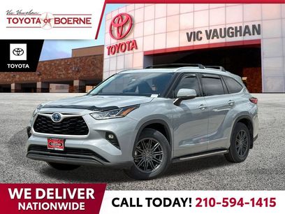 Used 2022 Toyota Highlander Bronze Edition