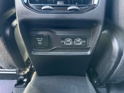 Certified 2024 Jeep Grand Cherokee Altitude AWD/4WD image 33
