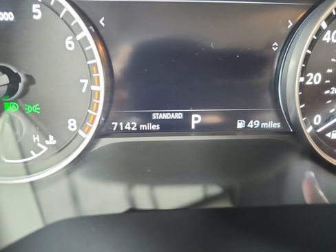 Used 2025 Nissan Pathfinder SL FWD image 21