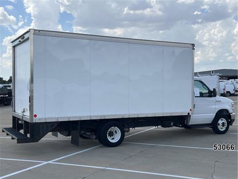 Used 2022 Ford E-450 and Econoline 450 Super Duty w/ Power Windows & Locks Group RWD image 2