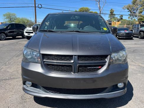 Used 2016 Dodge Grand Caravan R/T w/ Driver Convenience Group FWD image 8