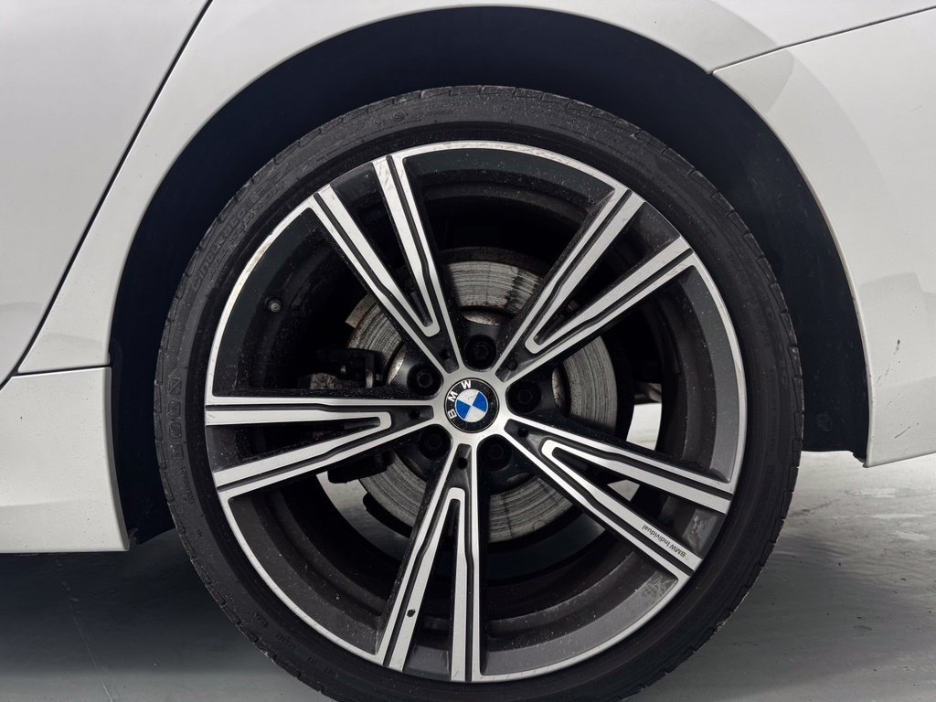 Certified 2023 BMW 330i xDrive Sedan w/ Premium Package AWD/4WD image 10