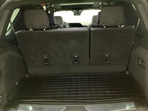 Used 2023 Cadillac Escalade Sport w/ LPO, ONYX Package AWD/4WD image 7