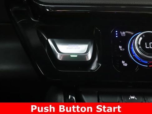 Used 2022 GMC Sierra 1500 AT4 w/ AT4 Preferred Package AWD/4WD image 24