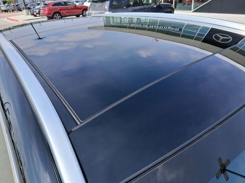 New 2026 Mercedes-Benz GLC 300 image 5