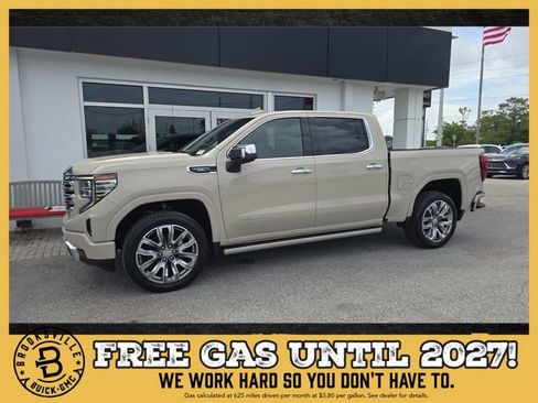 New 2026 GMC Sierra 1500 Denali w/ Denali Reserve Package AWD/4WD image 1