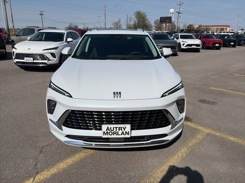 New 2026 Buick Envision Avenir image 9