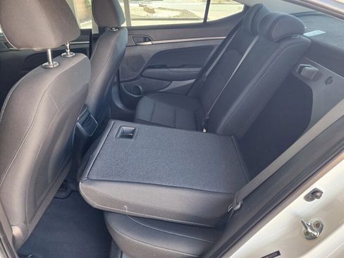 Used 2018 Hyundai Elantra SEL FWD image 69