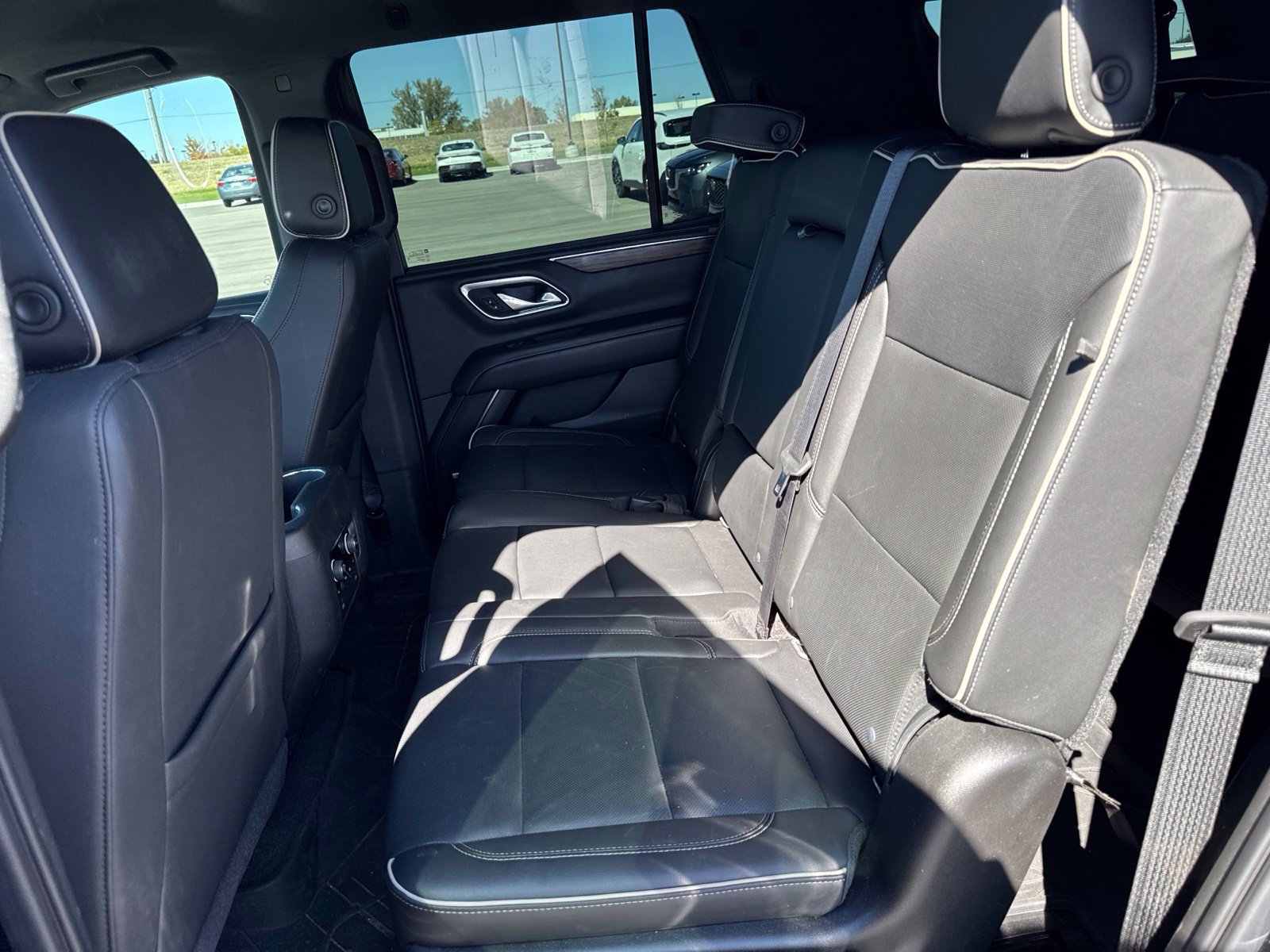 Used 2021 Chevrolet Tahoe Premier AWD/4WD image 10
