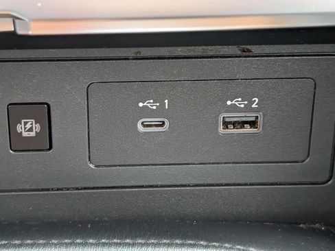 Used 2021 Nissan Armada SL w/ Captain's Chairs Package RWD image 24