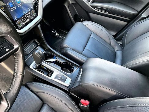 Used 2023 Subaru Ascent Limited image 21
