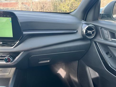 Used 2025 Chevrolet Equinox LT image 34