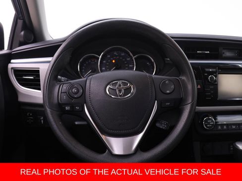 Used 2015 Toyota Corolla LE FWD image 13
