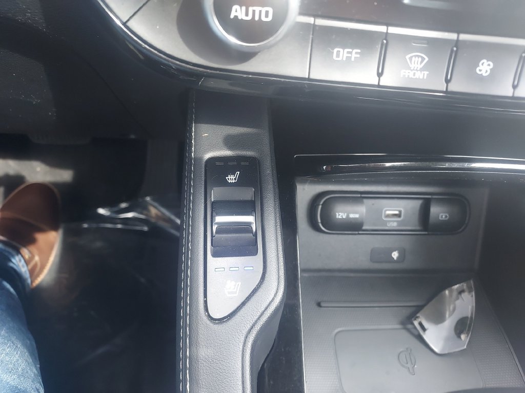 Used 2020 Kia Telluride EX AWD/4WD image 24