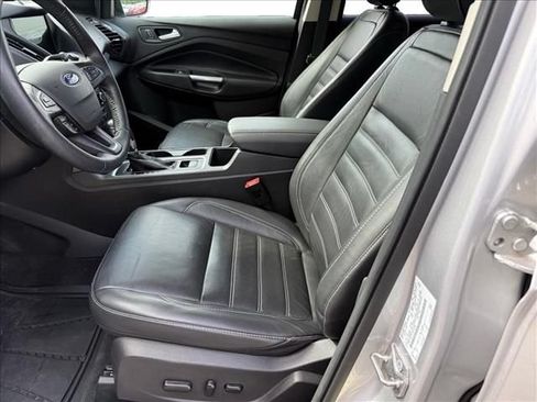 Used 2018 Ford Escape SEL AWD/4WD image 4