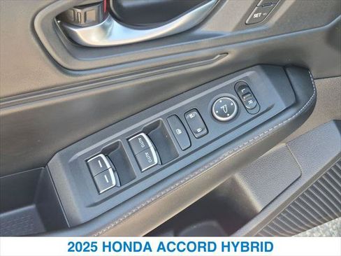 Used 2025 Honda Accord Sport image 13