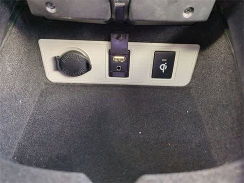 Used 2016 Toyota Avalon XLE Premium image 32