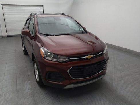 Used 2017 Chevrolet Trax LT w/ Sun & Sound Package AWD/4WD image 14