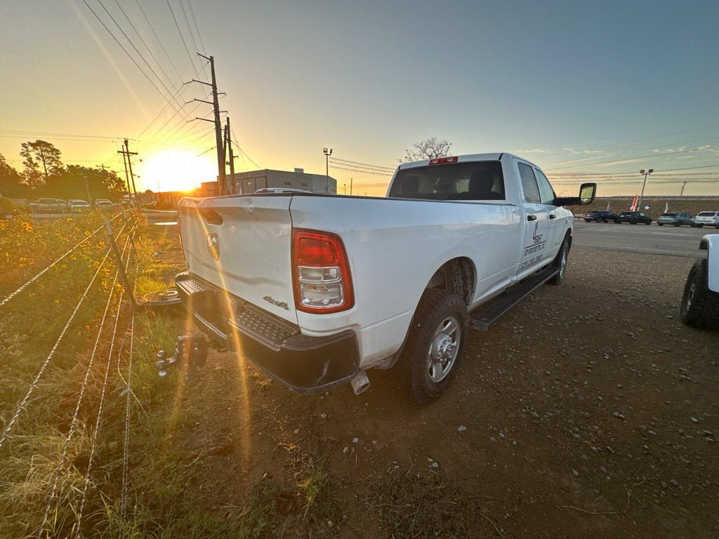 Used 2022 RAM 2500 Tradesman w/ Cold Weather Group AWD/4WD image 3