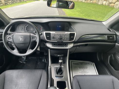 Used 2015 Honda Accord Sport image 31